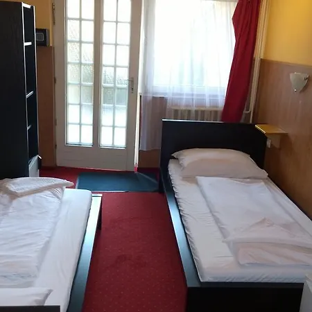 Fekete Macska Panzio Pensjonat Balatonkeresztúr